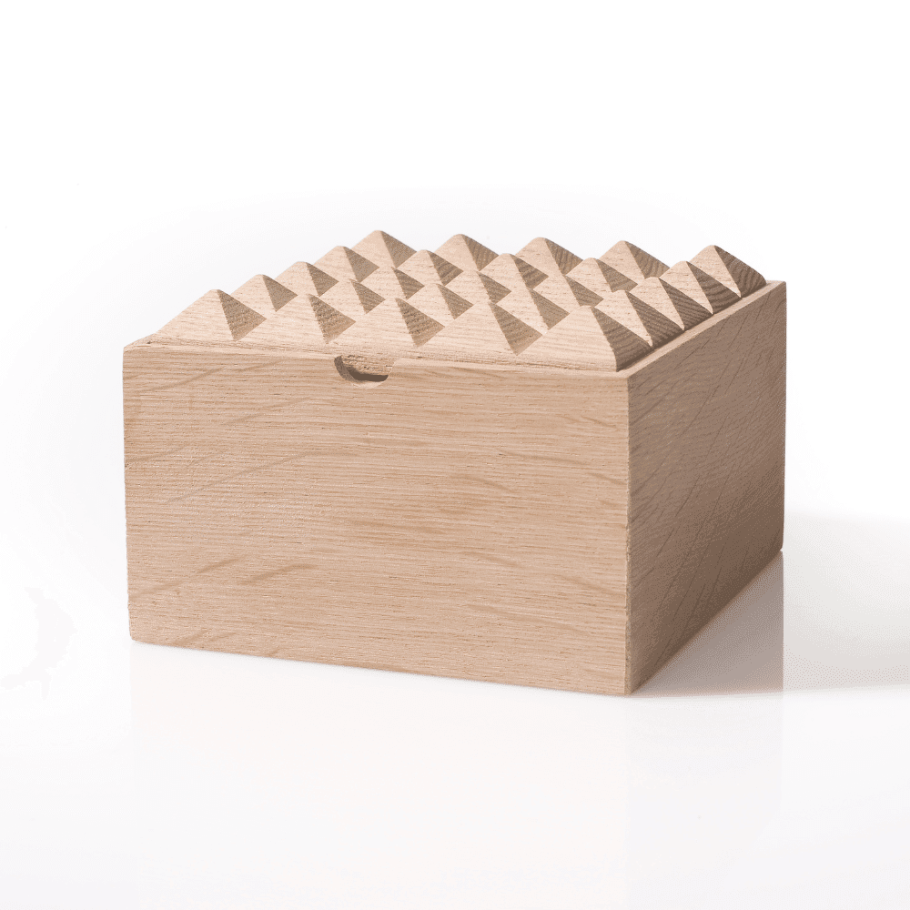 Pyramide Boks · Mellem